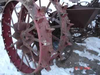 Farmall M, H Rear Steel Wheels
