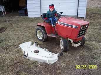 Cub Cadet 682 (Red)