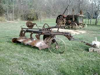 Wanted Bottlecap Plow Deere