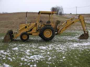 Ford 555B Backhoe Loader