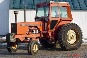 Nice Original Allis Chalmers 200 With Cab