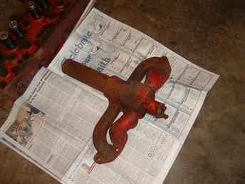 Farmall H Manifold