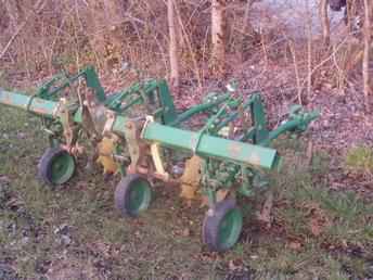 2 Row Cultivator, John Deere