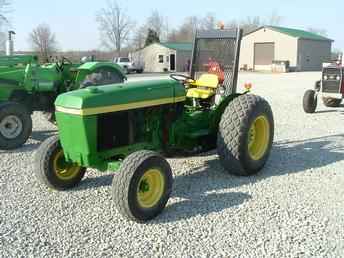 John Deere 2555