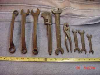 9 Old Ford Wrenchs